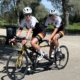 Sportlerinnen auf Tandem