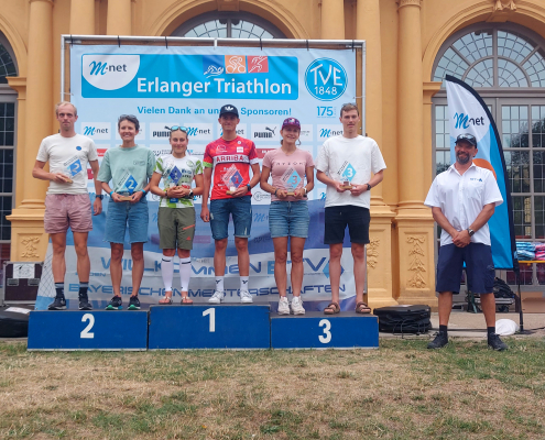Das Podium der Bayerischen Meisterschaften Triathlon Mittel-Distanz in Erlangen