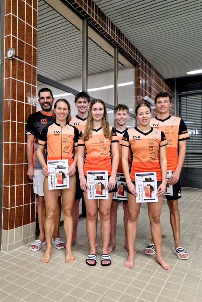 Menschen mit orangenen T-Shirts