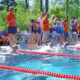Schwimmbecken mit Menschen