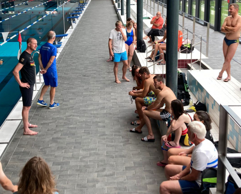 Talent-Tag Para-Triathlon im Schwimmbad